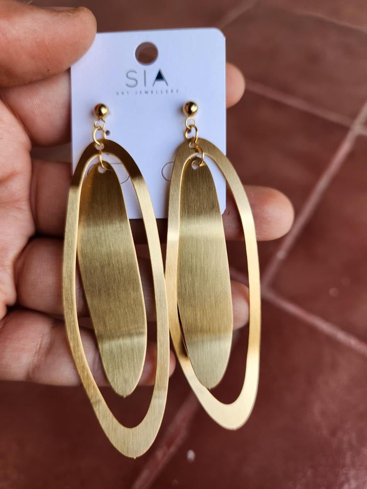 Elegant Dual Oval Gold-Toned Statement Earrings
